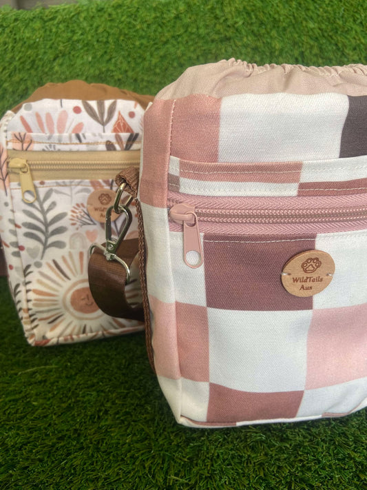 Wild Tails Autumn Pouch | Dog Walk