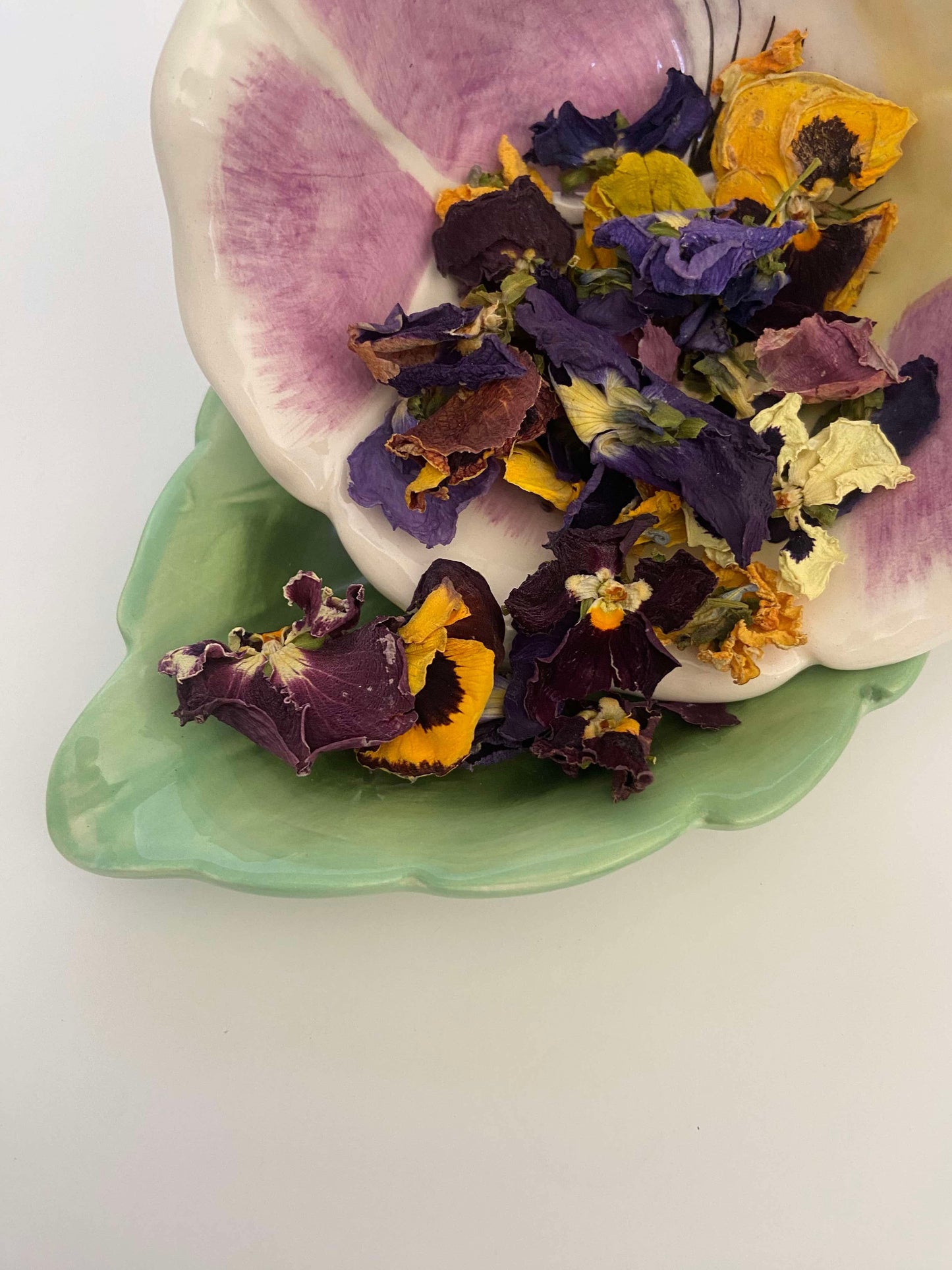 Pansy | Dried Edible Flowers