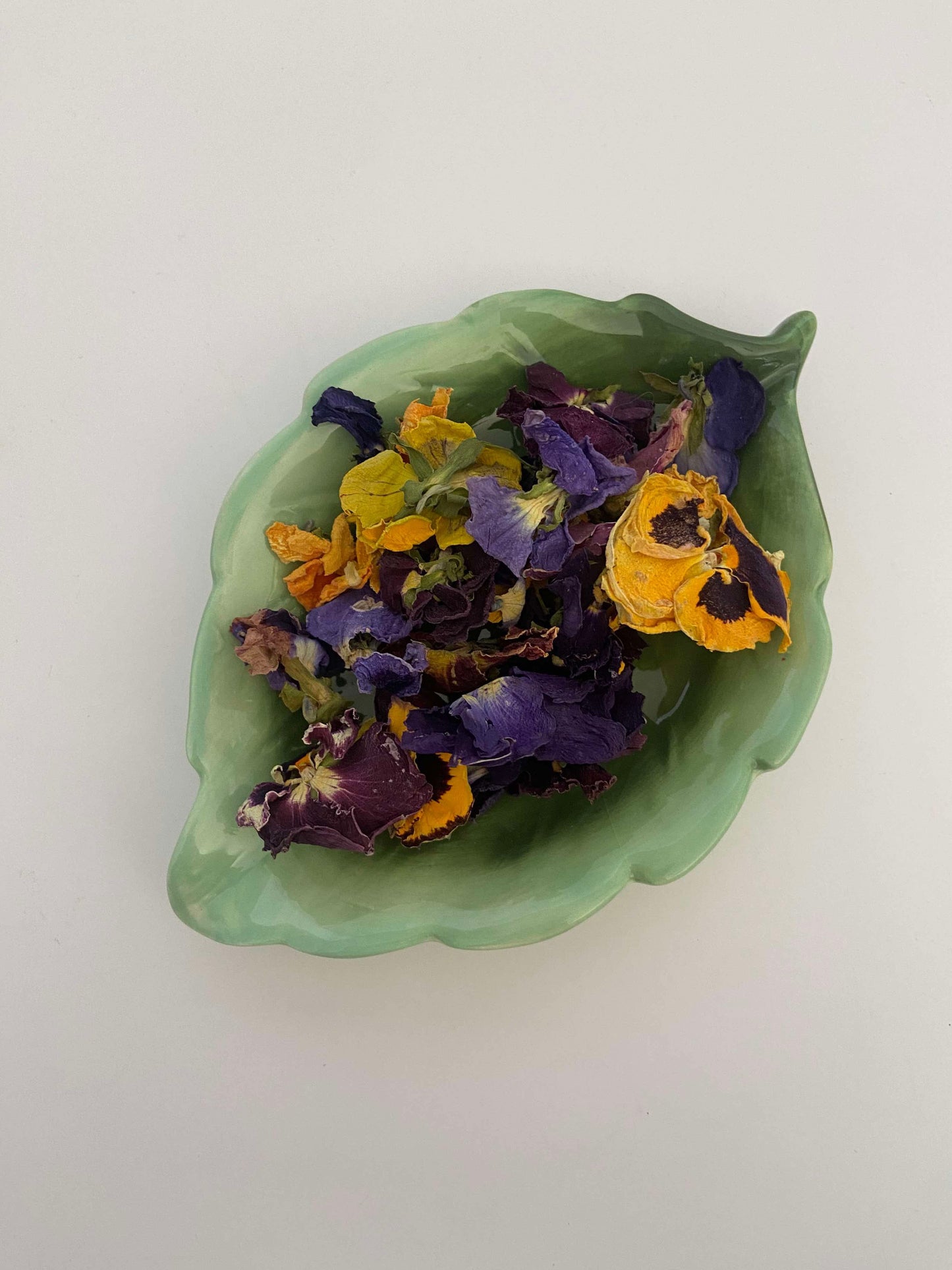 Pansy | Dried Edible Flowers