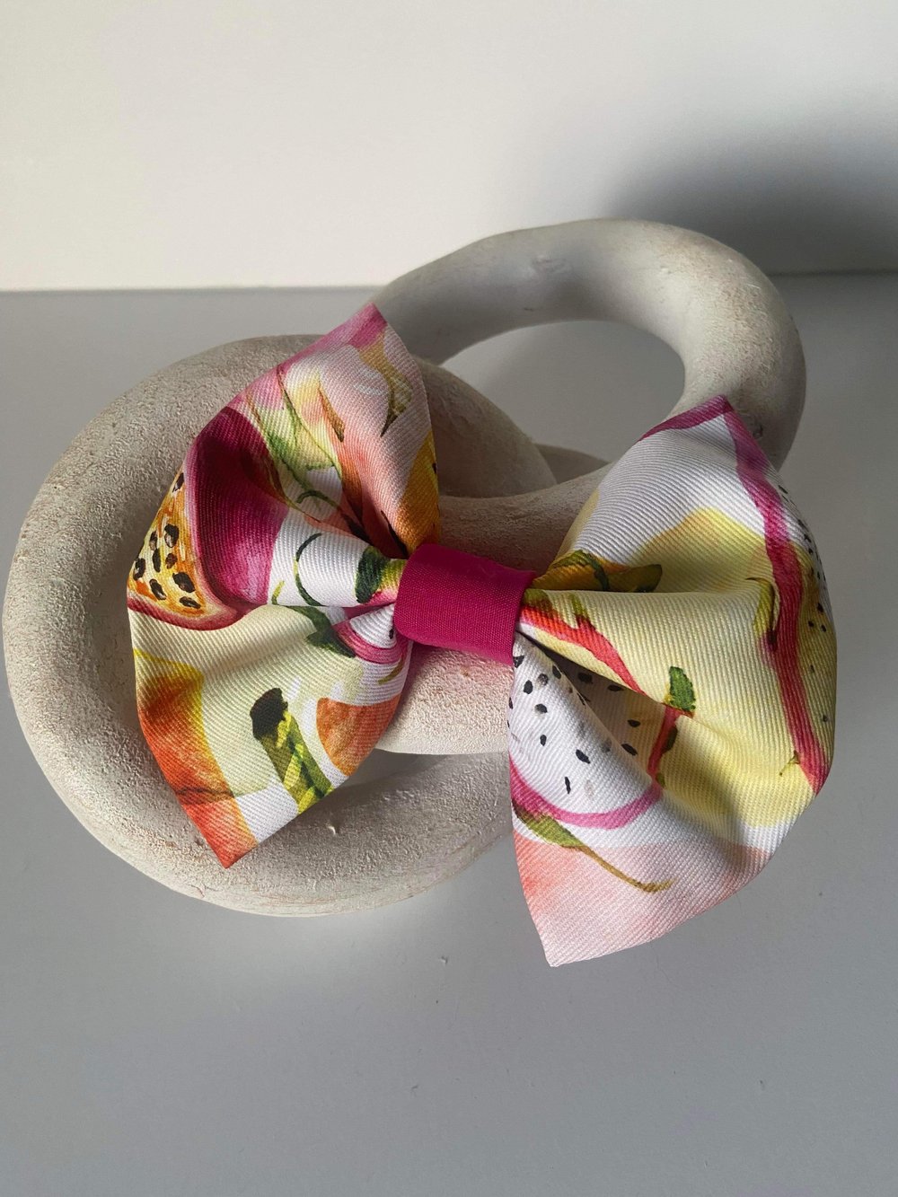 Queen of Dragon Fruits | Pet Bow Tie